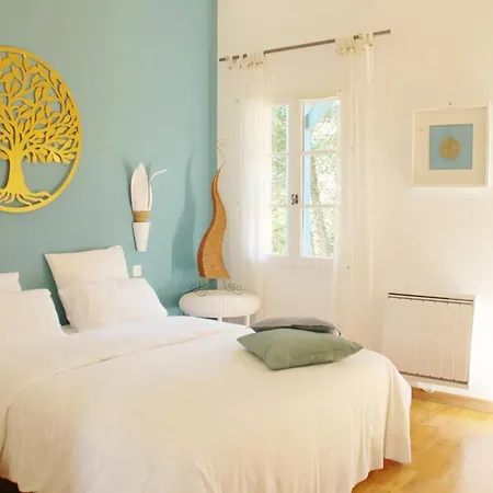 Prázdninový areál Au Petit Bernerot - Les De L'arbre Voyageur *