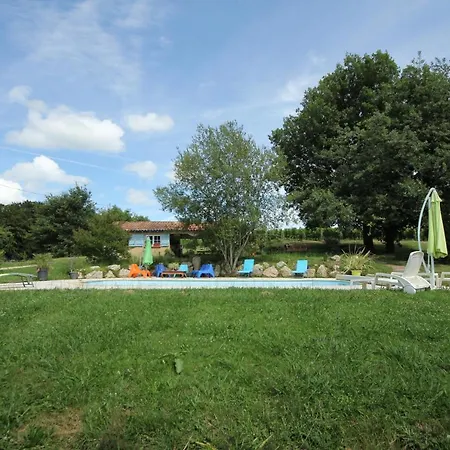 홀리데이파크 Au Petit Bernerot - Les De L'arbre Voyageur *