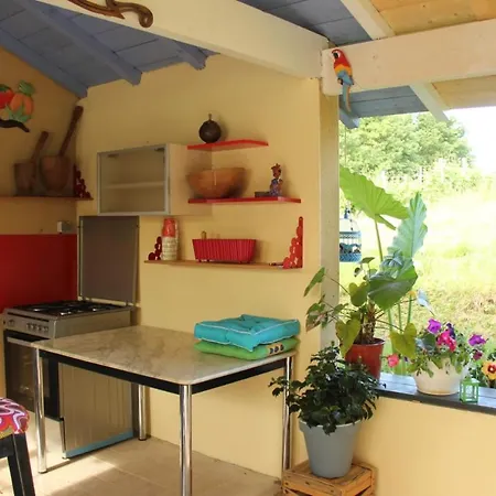 Holiday park Au Petit Bernerot - Les De L'arbre Voyageur