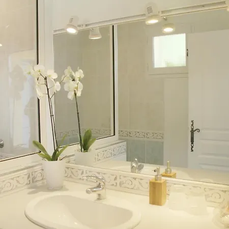 Au Petit Bernerot - Les De L'arbre Voyageur 홀리데이파크 *