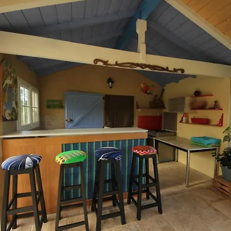 Au Petit Bernerot - Les De L'arbre Voyageur * 에오즈