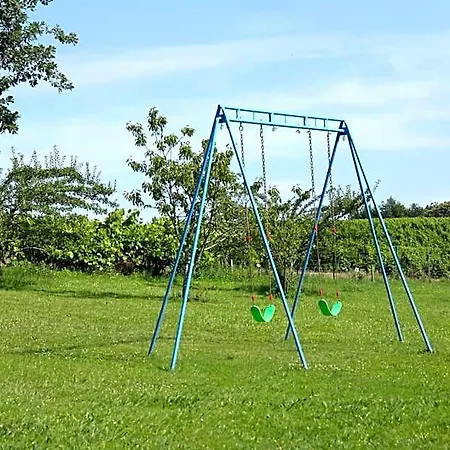 Parque de vacaciones Au Petit Bernerot - Les De L'arbre Voyageur