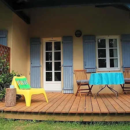 Au Petit Bernerot - Les De L'arbre Voyageur Parque de vacaciones Eauze