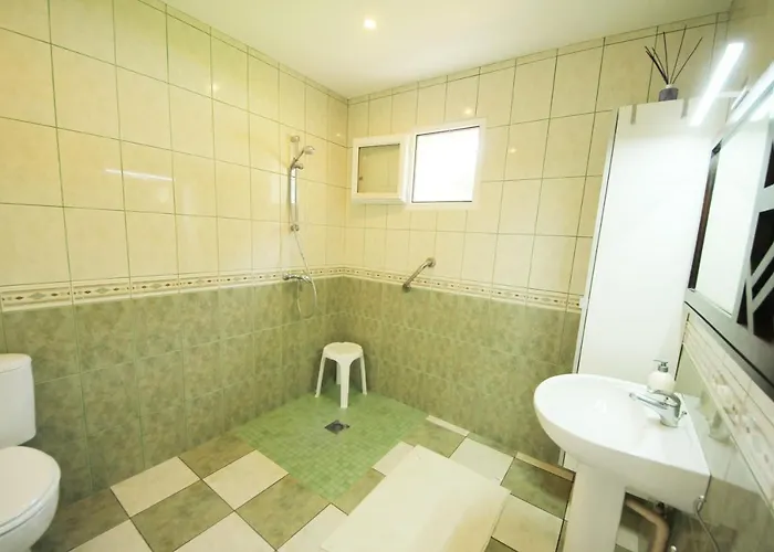 Au Petit Bernerot - Les De L'arbre Voyageur Feriepark