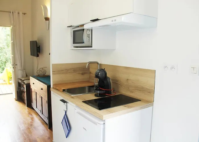 Feriepark Au Petit Bernerot - Les De L'arbre Voyageur *