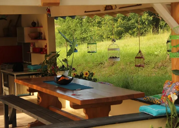 Parco vacanze Au Petit Bernerot - Les De L'arbre Voyageur