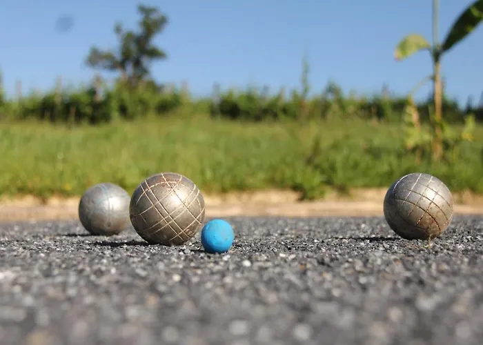 Feriepark Au Petit Bernerot - Les De L'arbre Voyageur